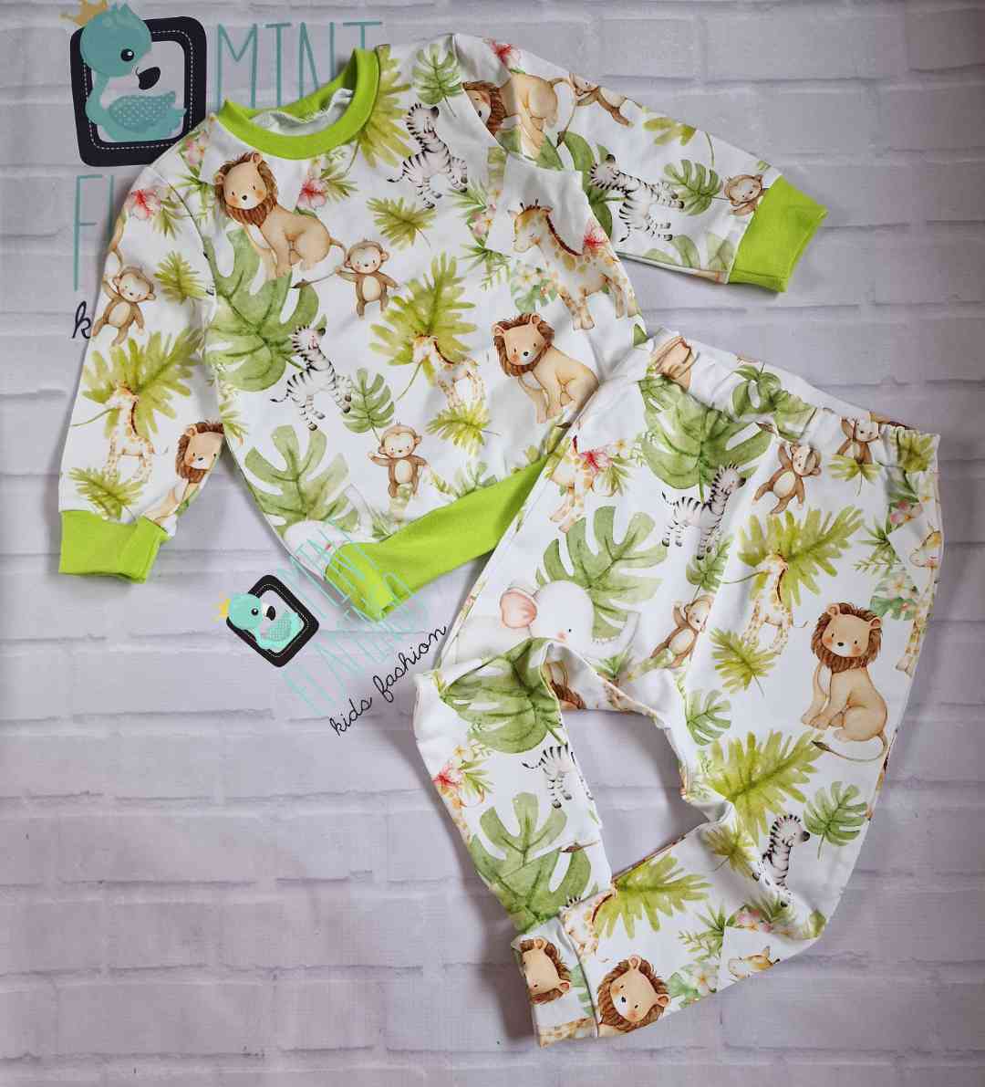 Set Jumper and trousers Safari Animals