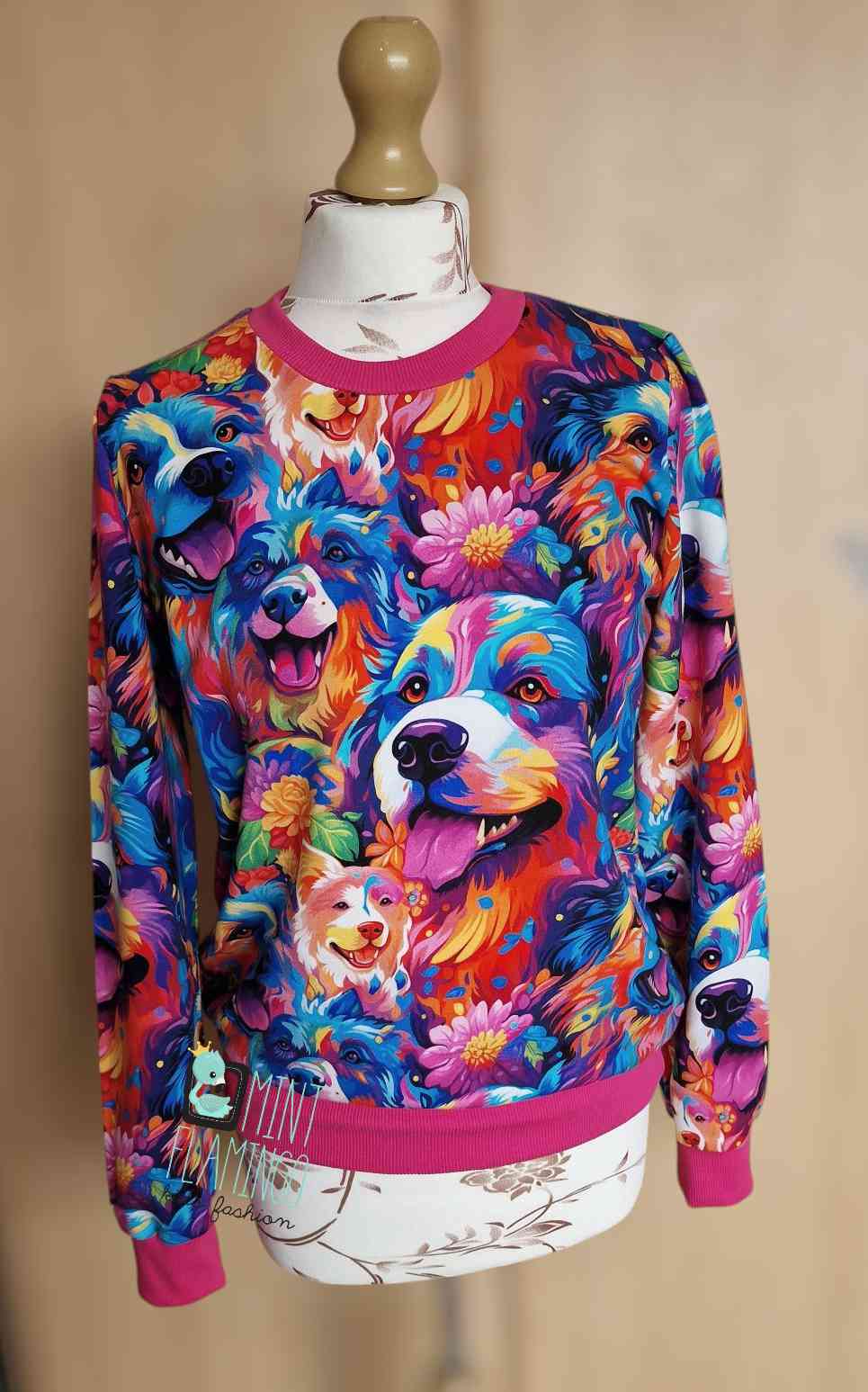 Jumper with dogs