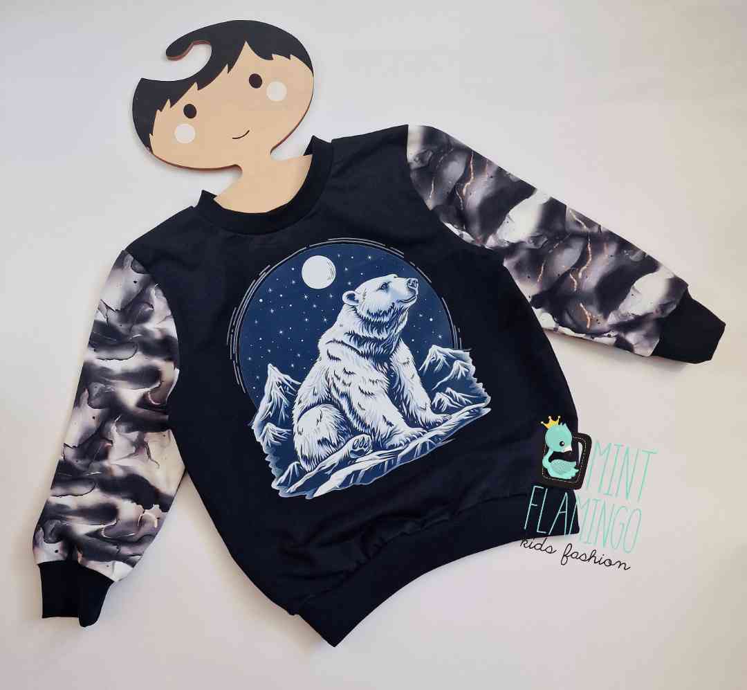 Jumper with bear