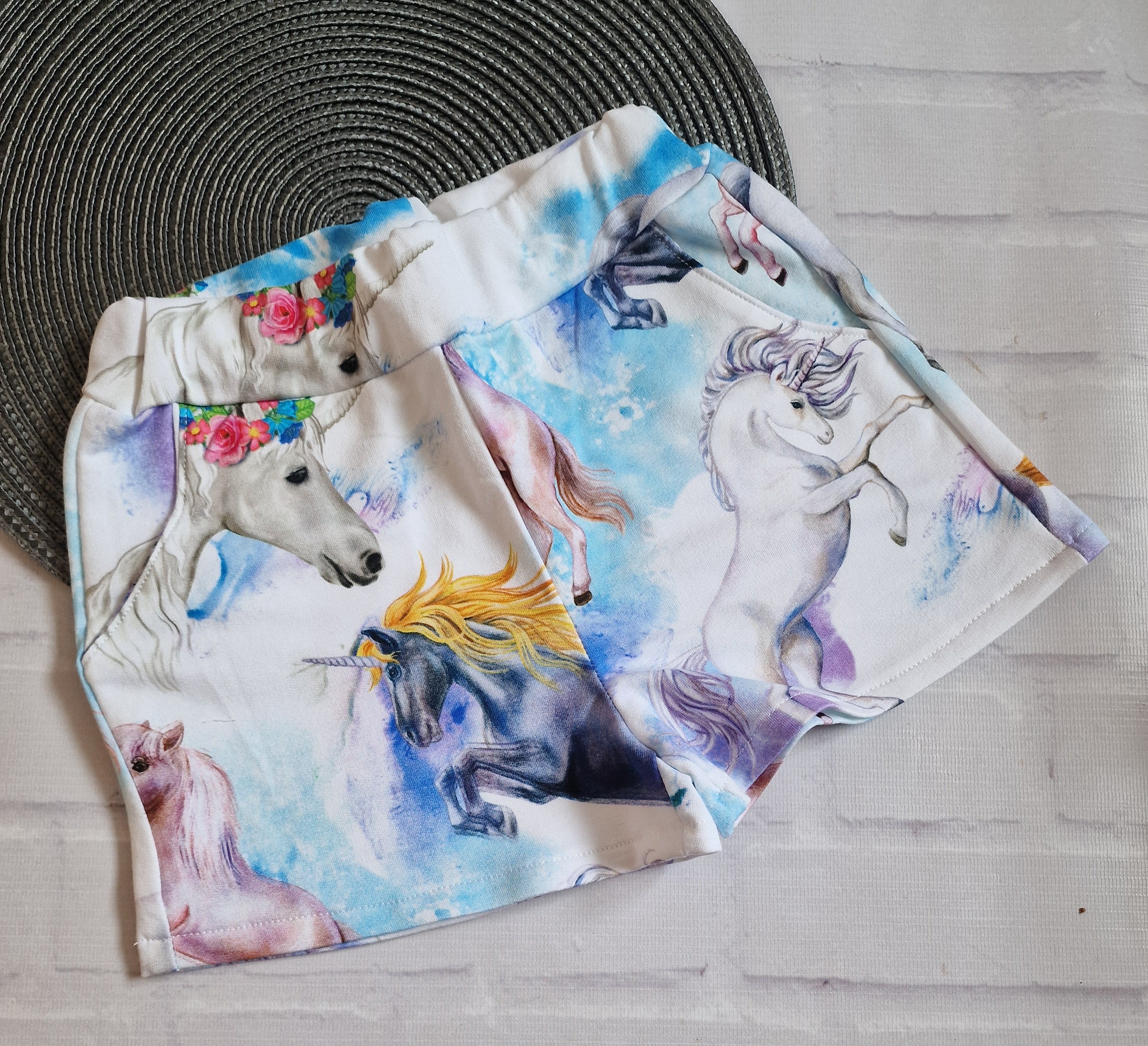 Shorts Horse