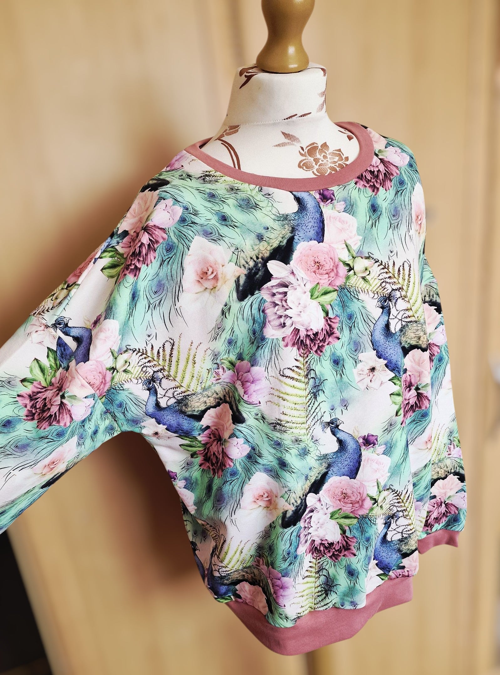 Jumper Auris oversize Peacocks