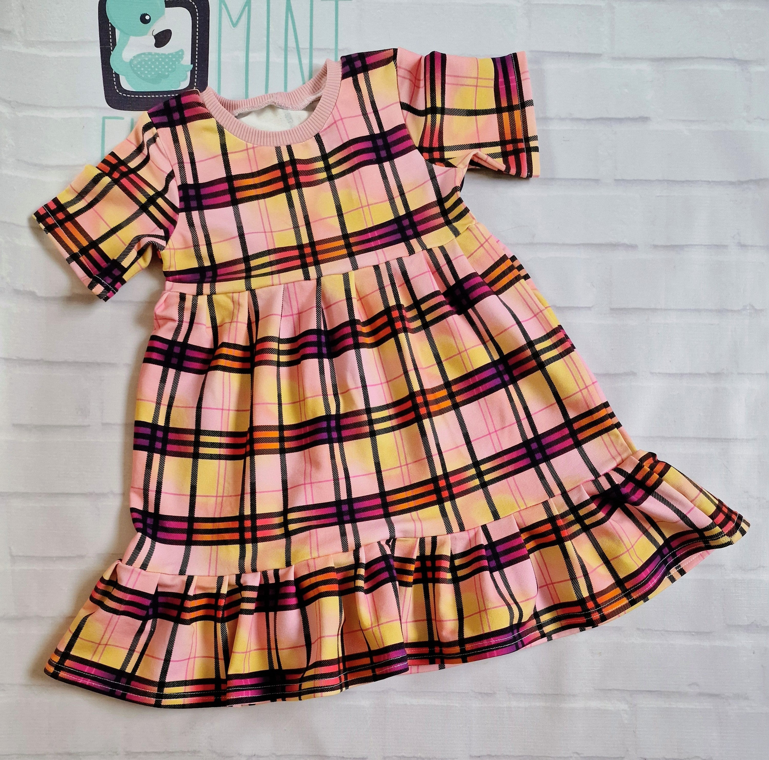 Beautiful dress Pola for girls