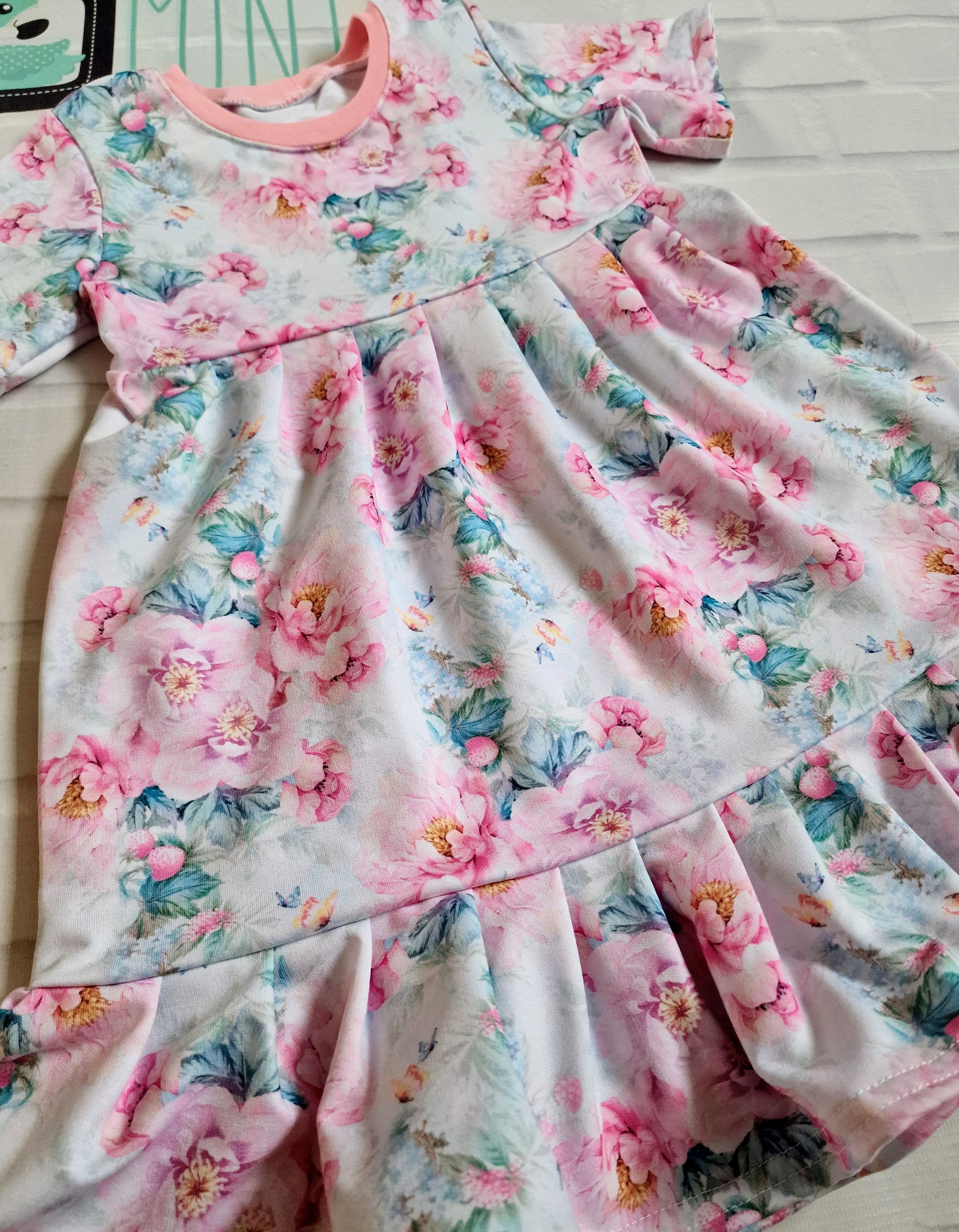 Dress Pola with Beautiful Flowers