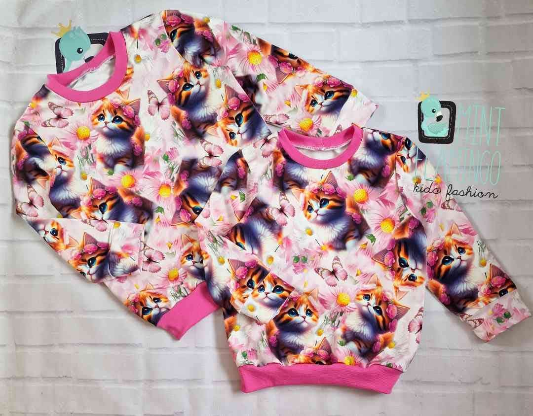 Jumper with cats